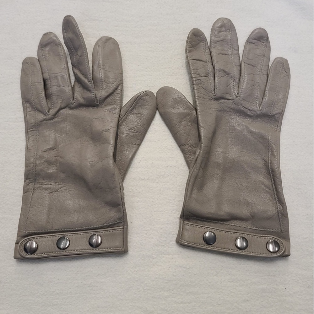 Nine West gloves 🧤